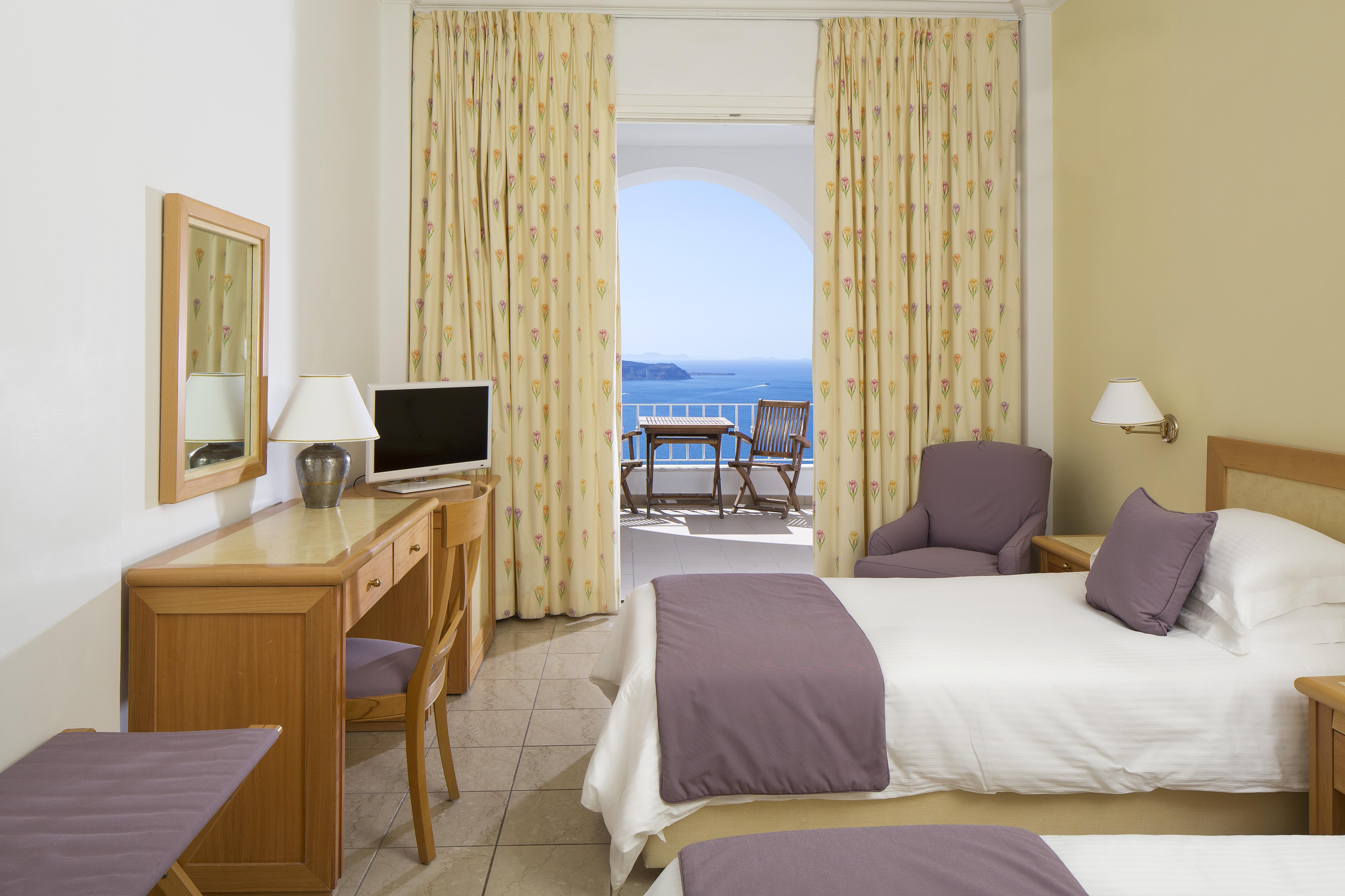 Atlantis Fira (Santorini)
