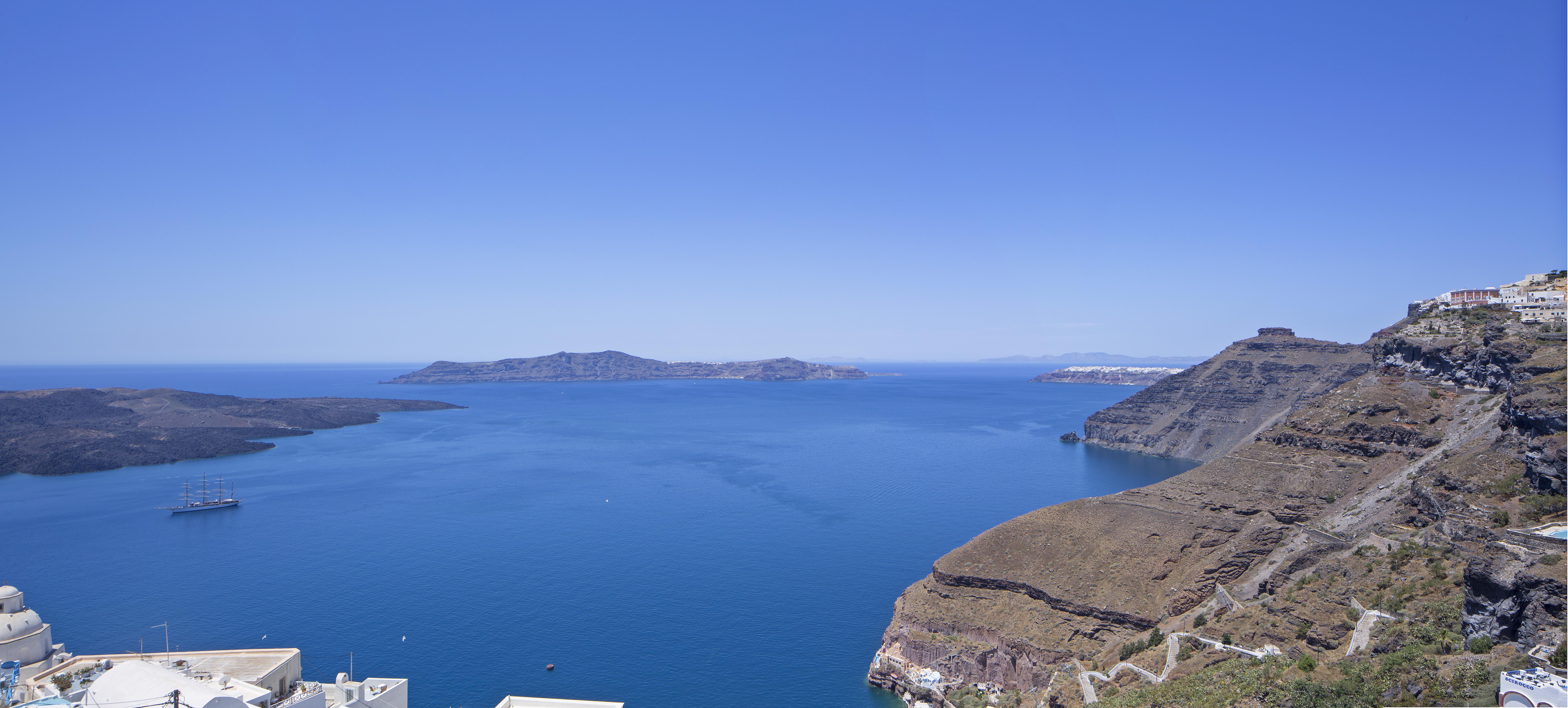 Atlantis 4* Fira (Santorini)